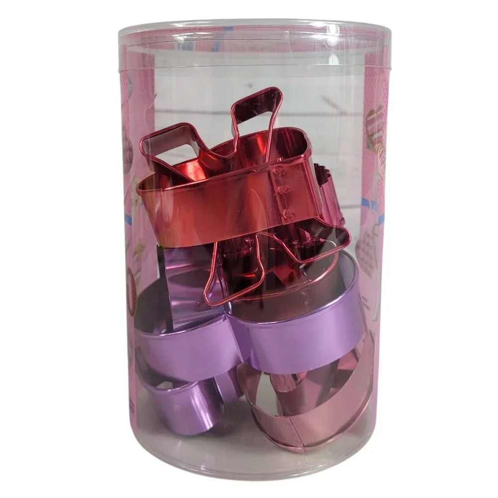 Wilton Cookie Cutter Set Metal 9 PCS Valentine's Hearts XO Purple Pink Red